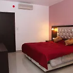 Apartahotel Agela & 3*