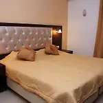 Apartahotel Agela & 3*
