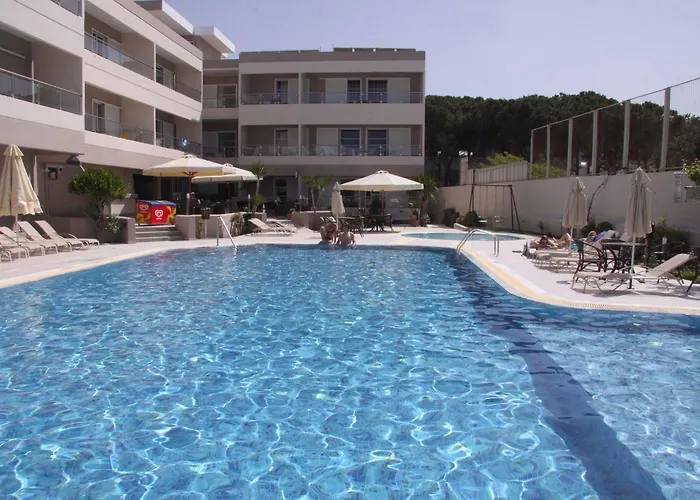 Apart Otel Agela & 3*