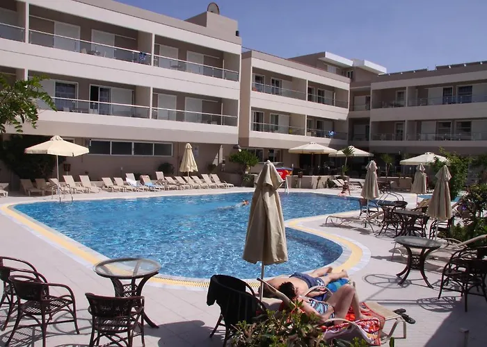 Agela & Aparthotel 3*