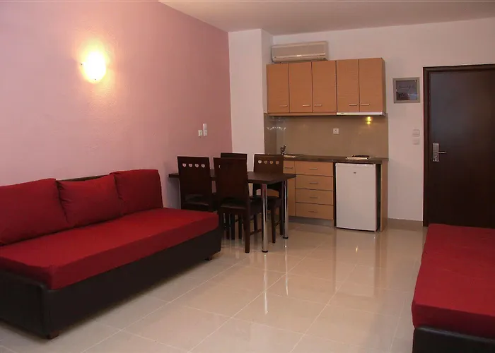 Agela & Aparthotel 3*